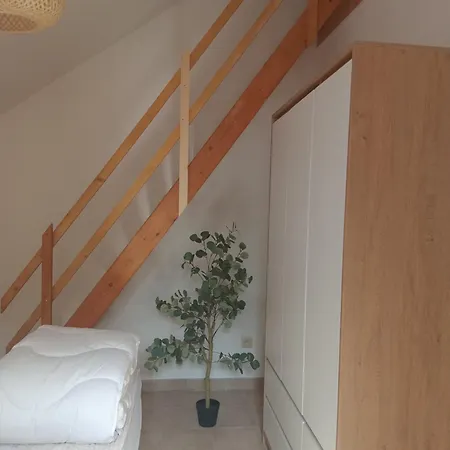 Le Club De La Source *